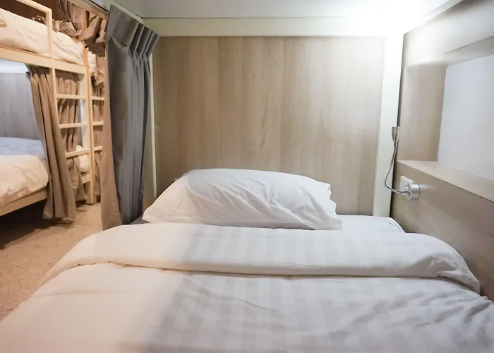 Boon Street Hostel